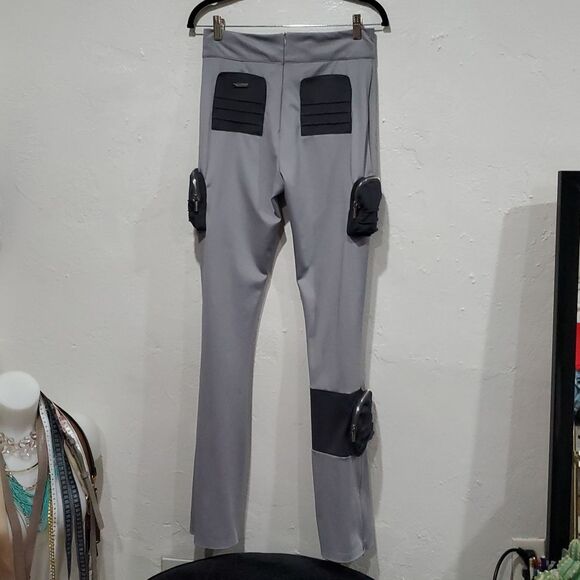 Maniere De Voir Stylish Silver Gorpcore Pants with Cargo Pockets Size 4 - Picture 3 of 16